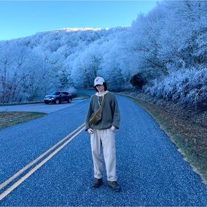 Meet your Posher, Sebastian